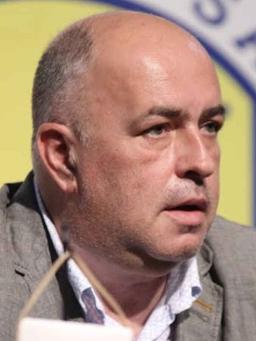 Smajo  (Kemal)  Karačić