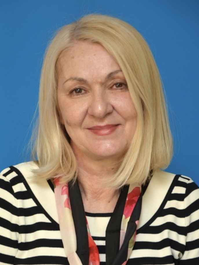 Amela (Radivoje) Gašović