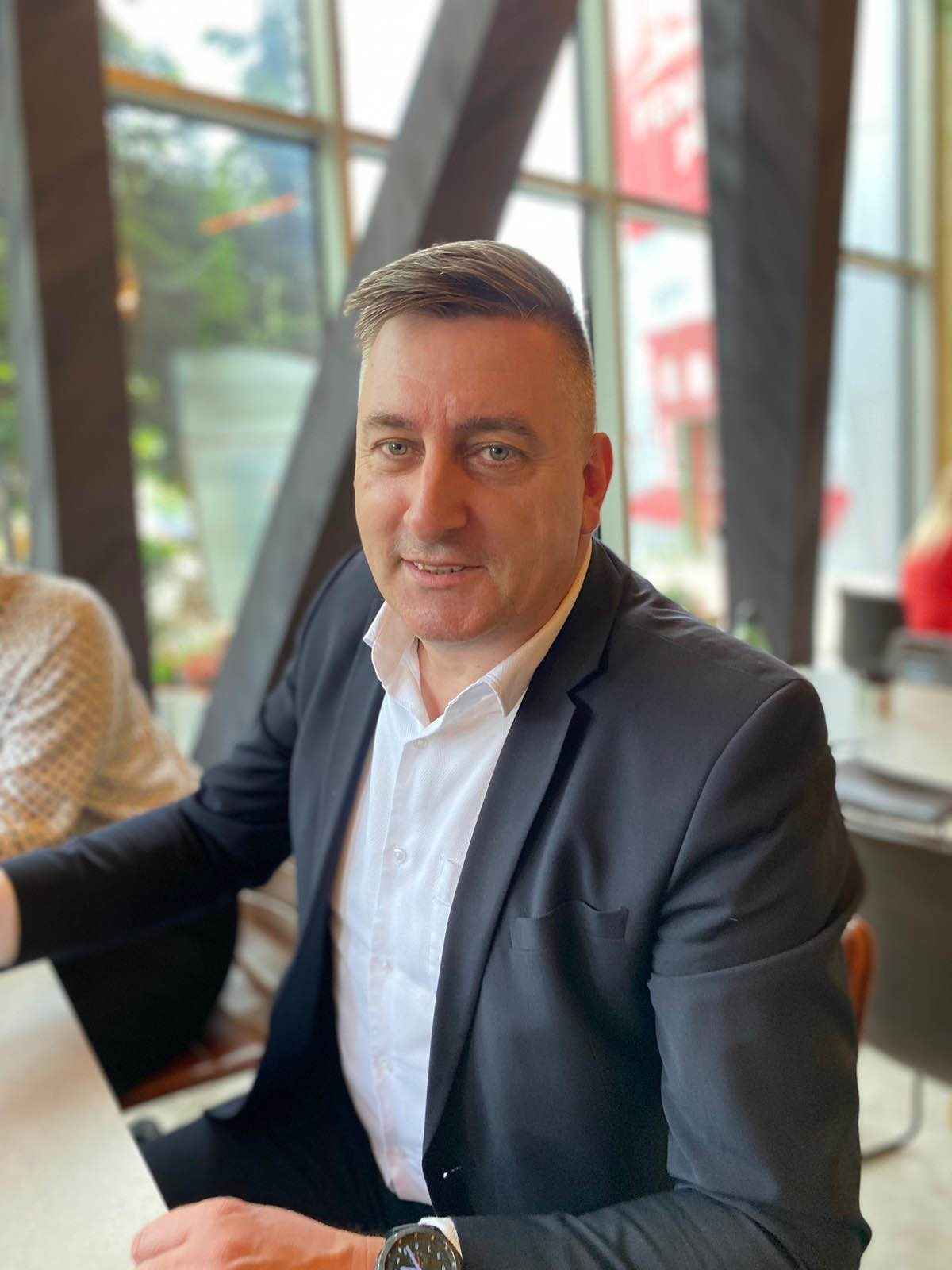 Anes  Šehović