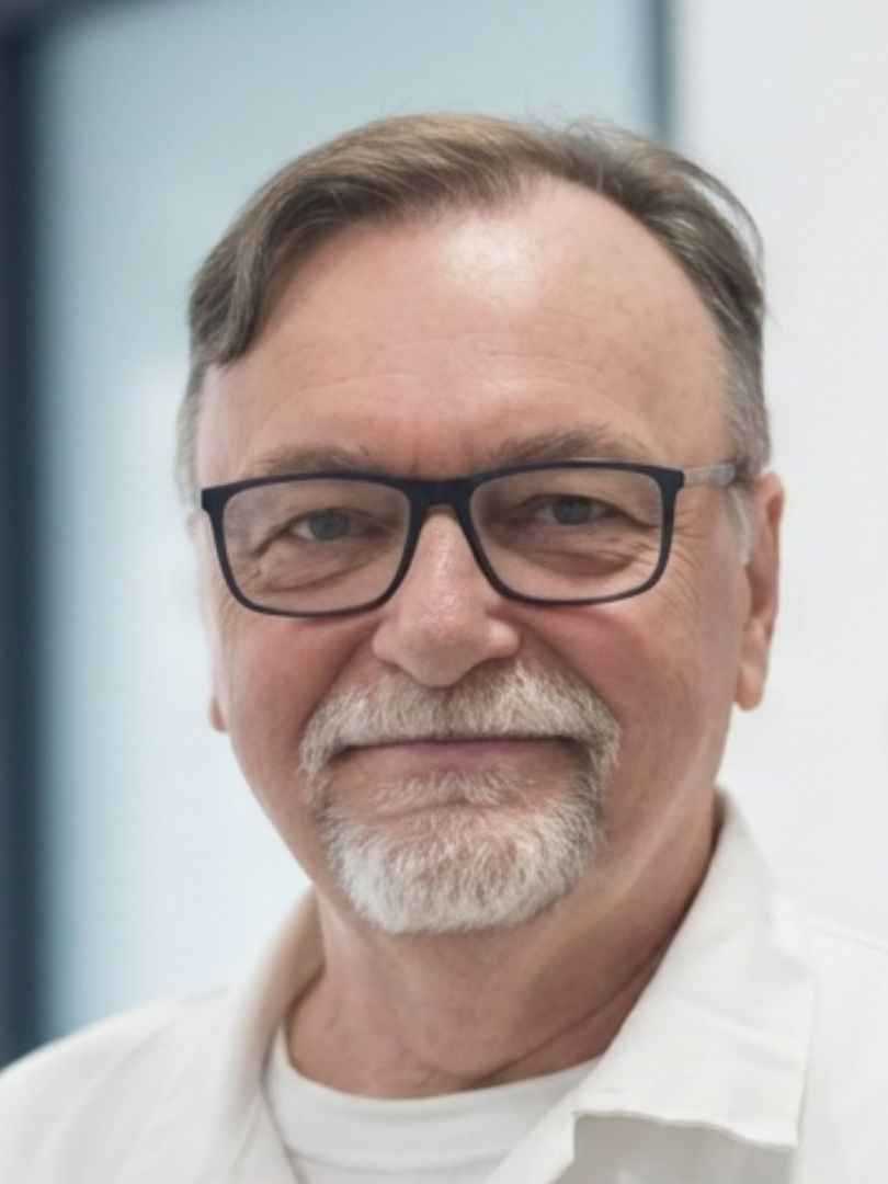 Prim. Dr. Igbal  (Rizo) Kapetanović