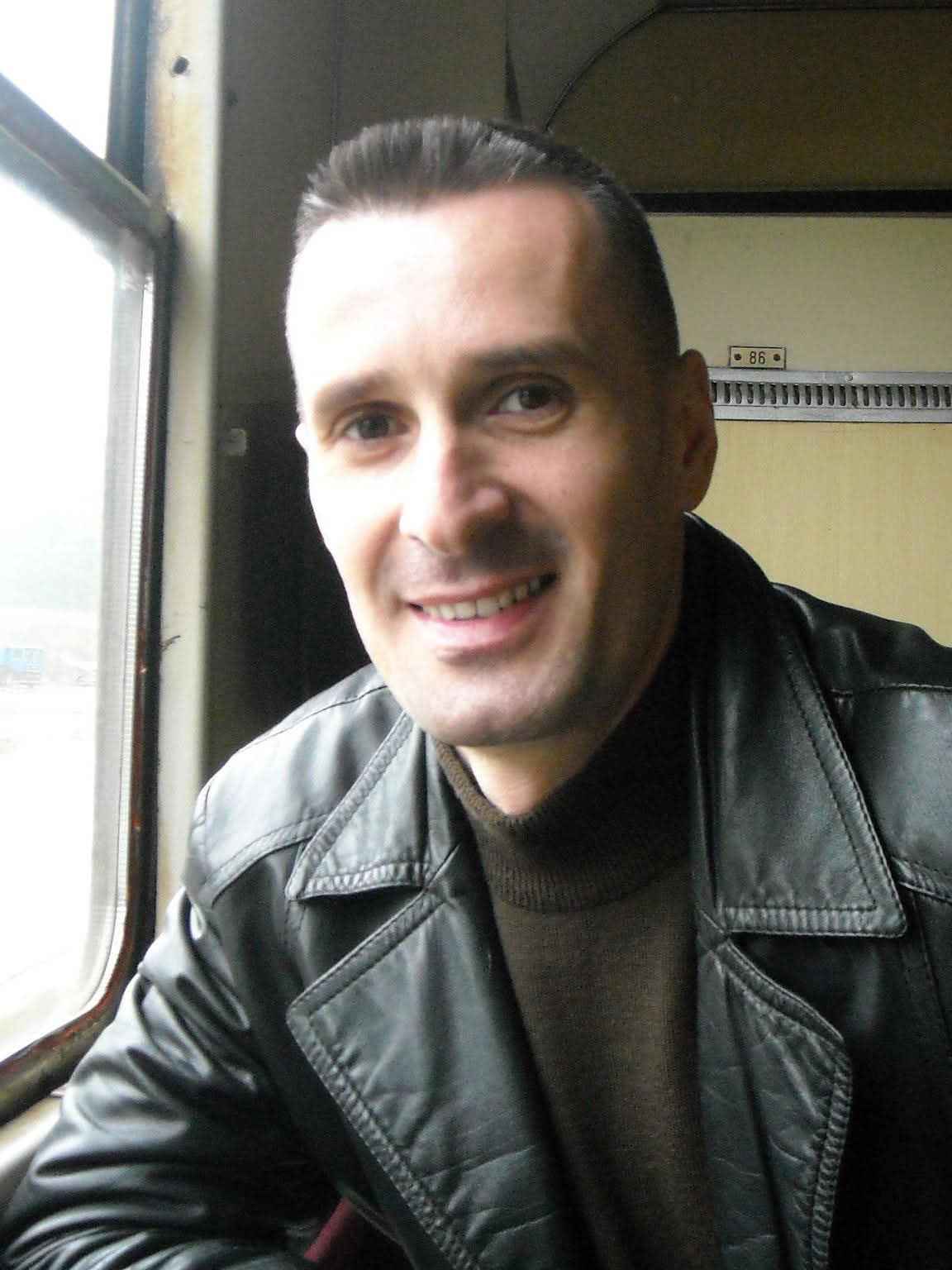 Almir  Mirvić