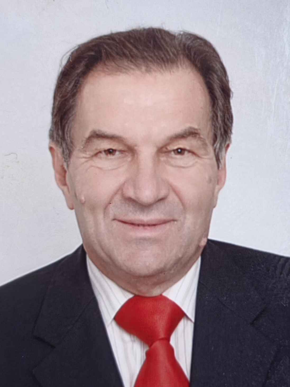 Haris  Tafro