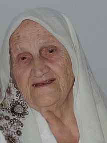 Habiba (Biba) Krakonja -dje. Pendek