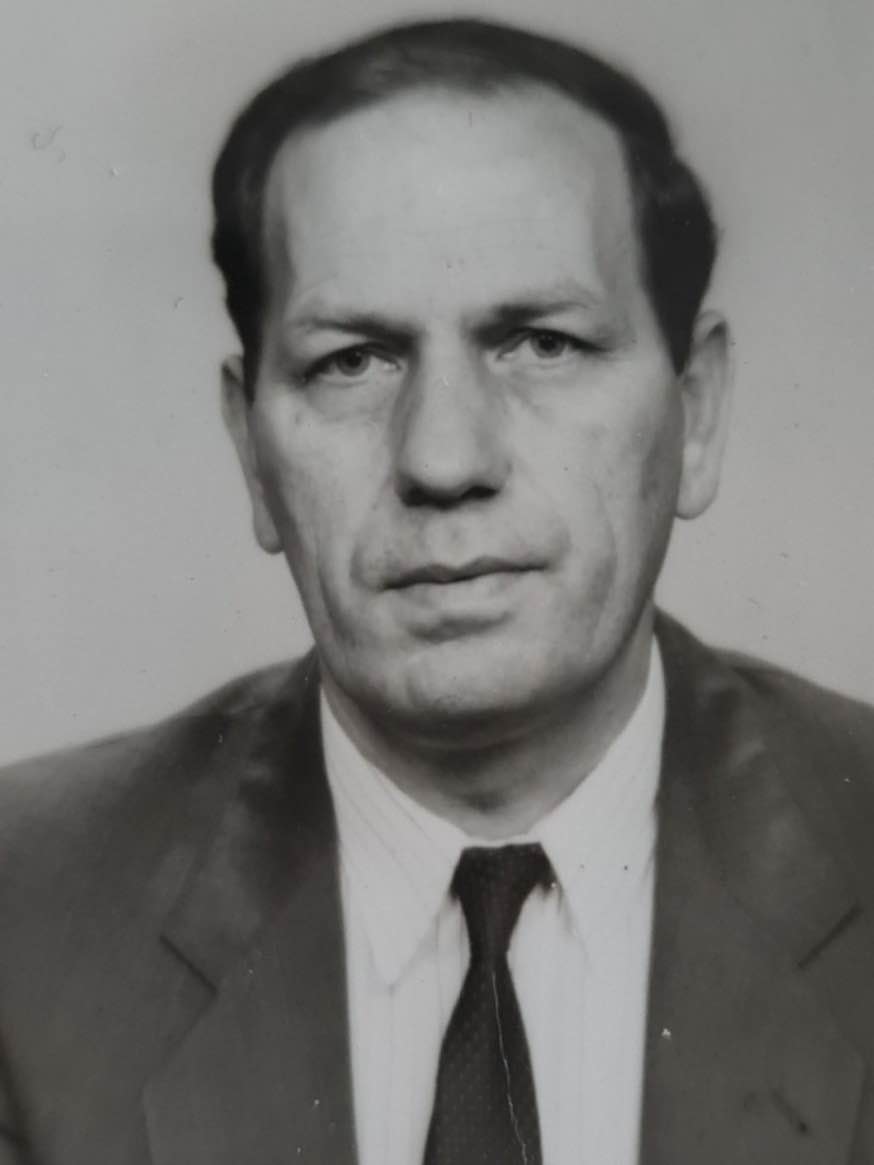 Ismet (-) Jeleč -dje. -