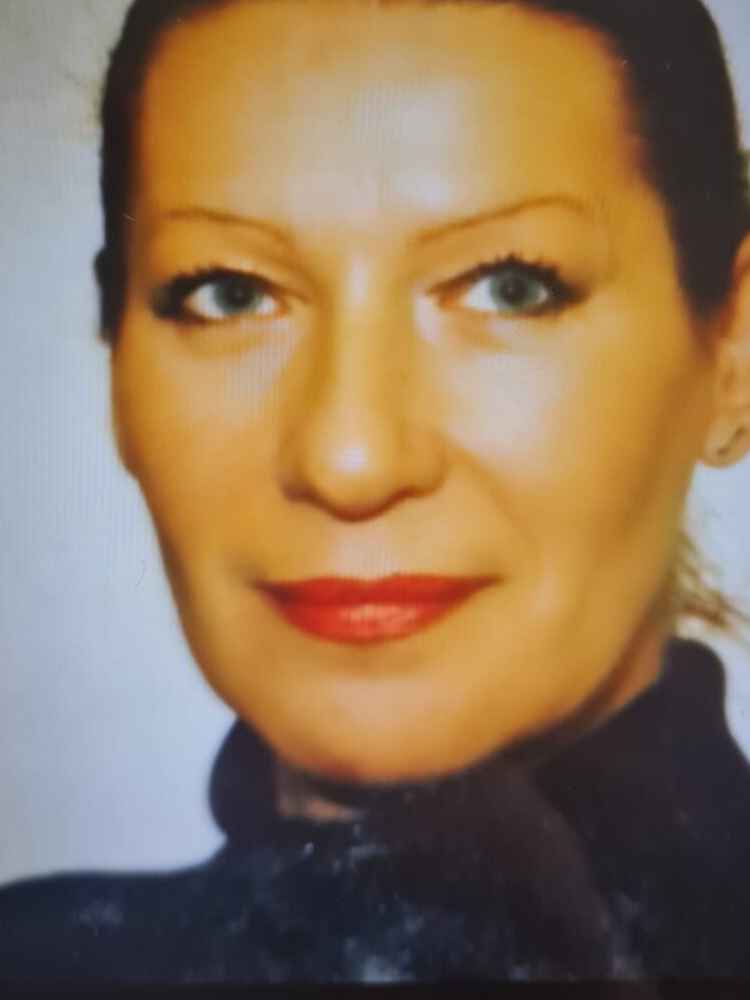 Dina (Salih) Hmjelovjec -dje. Hasanica